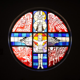 Kreuzigung mit Evangelisten